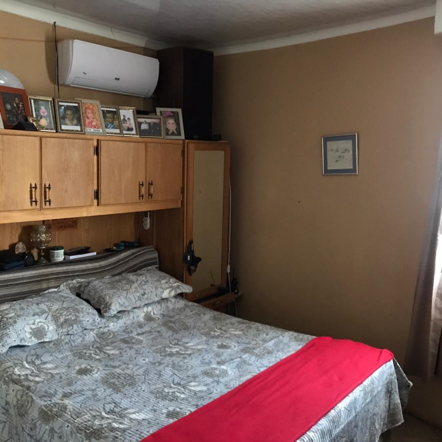 7 Bedroom Property for Sale in Rustenburg Rural North West